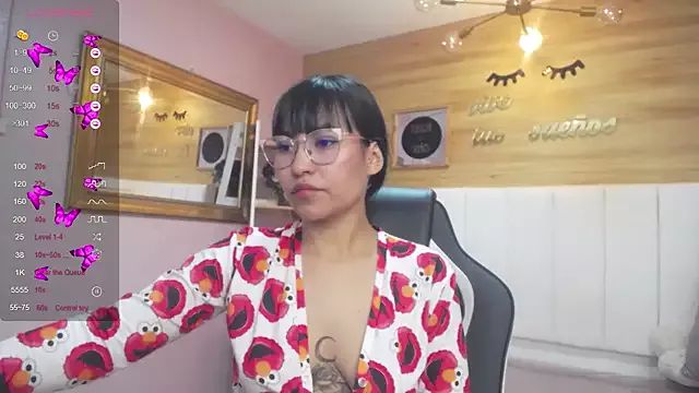 marilin_a from StripChat is Freechat