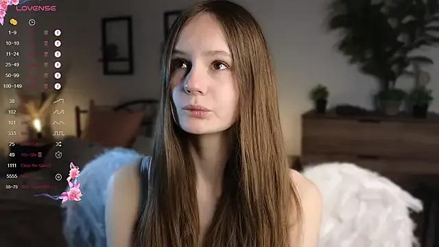 MarionSilver from StripChat is Freechat