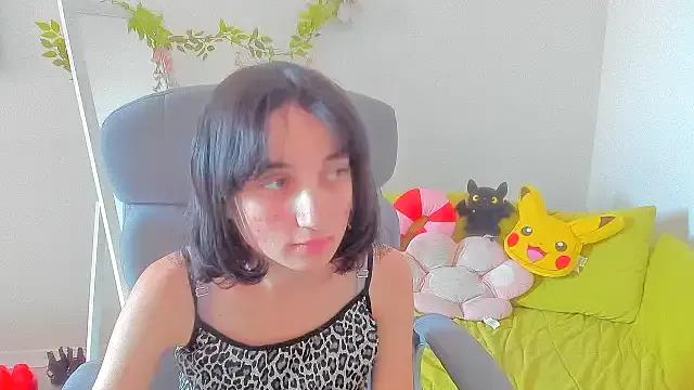 Marri-Stella from StripChat is Freechat