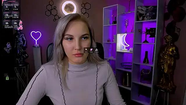 marta_smith from StripChat is Freechat
