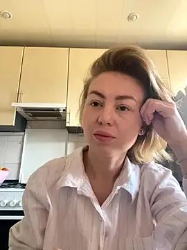 MartaLuna_ from StripChat is Freechat