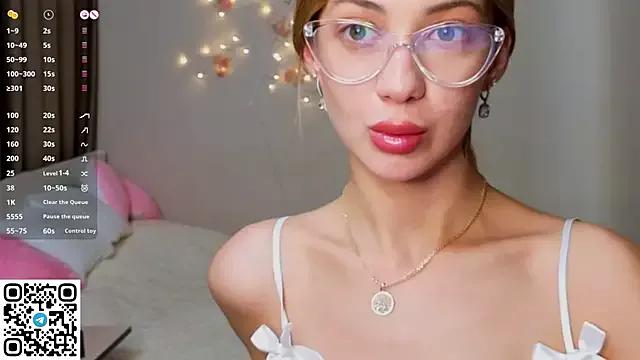 Try girls webcam shows. Sweet cute Free Performers.