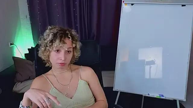 Try girls webcam shows. Sweet cute Free Performers.