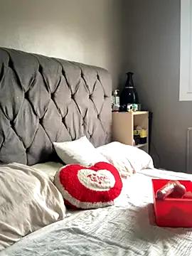 Try girls webcam shows. Sweet cute Free Performers.