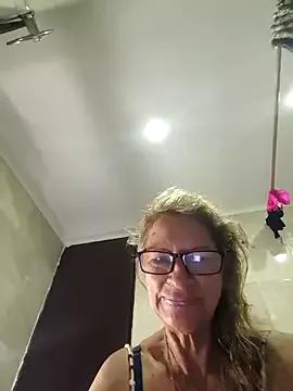 MaryeLunna from StripChat is Freechat