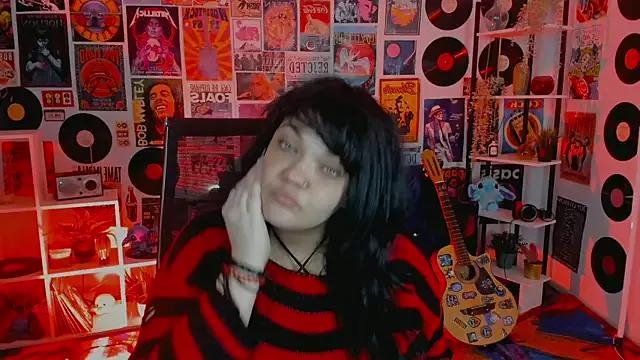 MaryHarrys from StripChat is Freechat