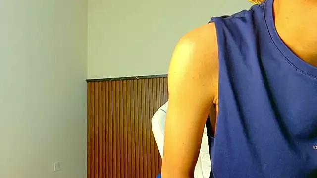 max__frost from StripChat is Freechat
