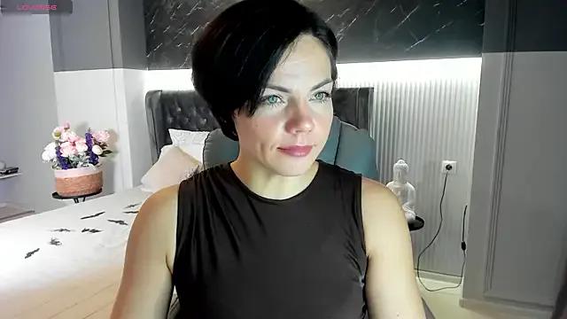 Maya_Levin from StripChat is Freechat