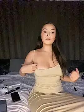 mayakitsune69 on StripChat 