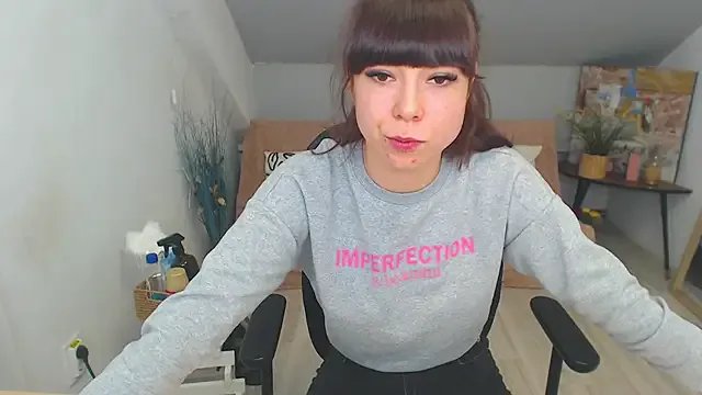 Try girls webcam shows. Sweet cute Free Performers.