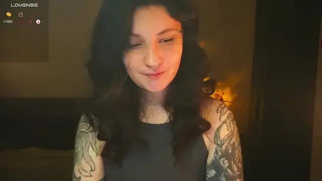 maymary_ from StripChat is Freechat