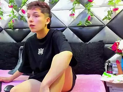 Megan_Thompson_ from StripChat is Freechat