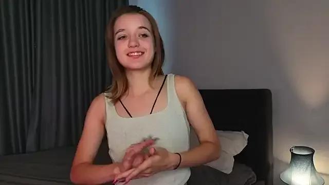 MeganAckerman from StripChat is Freechat