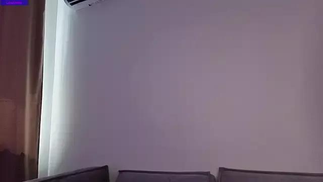 MeganAckerman from StripChat is Freechat