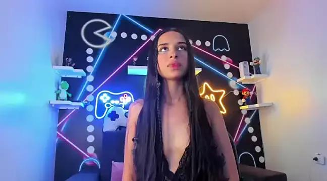 Try girls webcam shows. Sweet cute Free Performers.