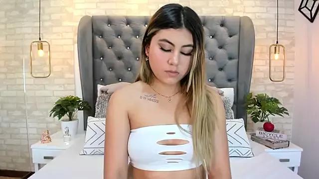 Try girls webcam shows. Sweet cute Free Performers.