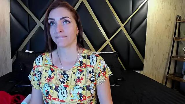 Try girls webcam shows. Sweet cute Free Performers.