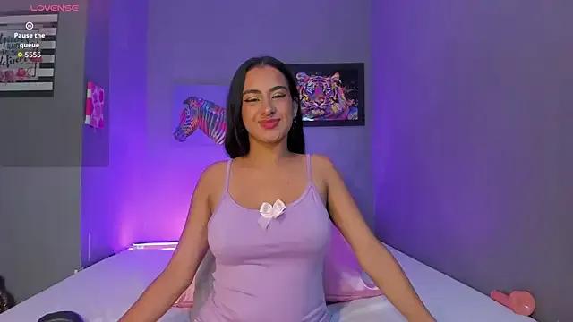 meghanmaslow from StripChat is Freechat