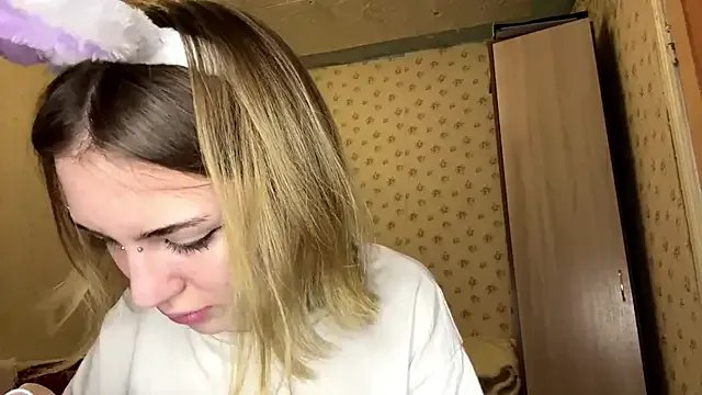 Freechat MelaineAytes on StripChat