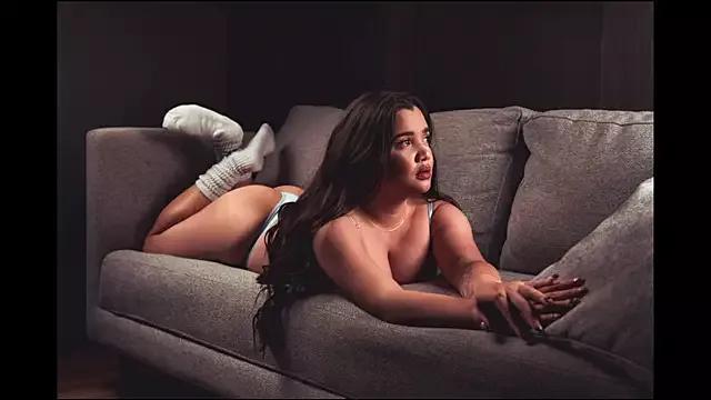 Try girls webcam shows. Sweet cute Free Performers.