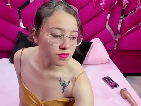 Melanny_Colins from StripChat is Freechat