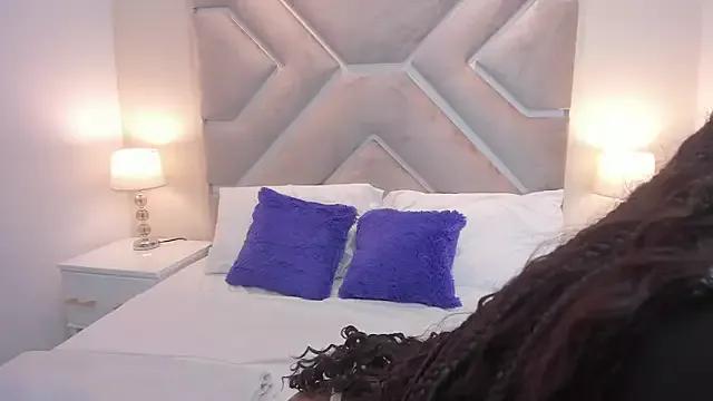 Melanyy_Ebonny from StripChat is Freechat