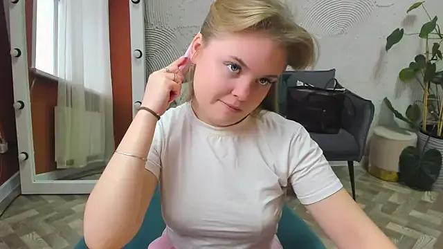 Try girls webcam shows. Sweet cute Free Performers.