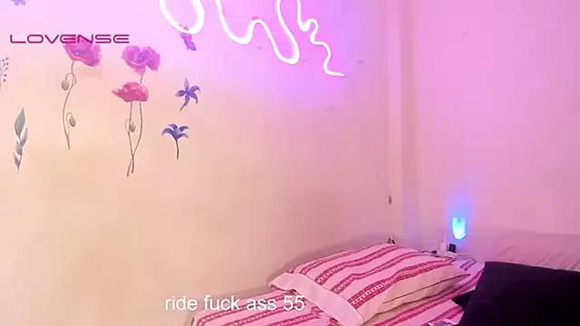 Try girls webcam shows. Sweet cute Free Performers.