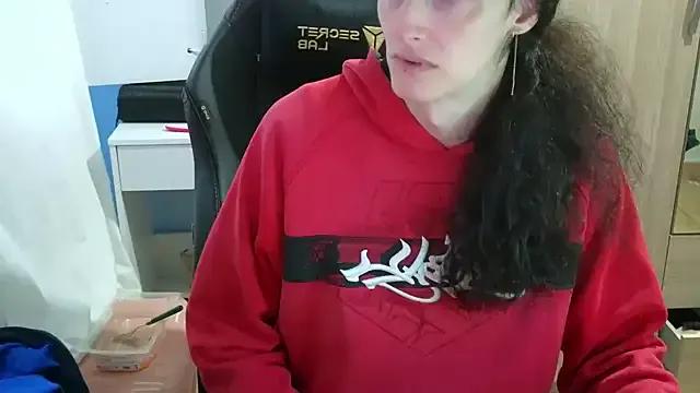 MemiSecrets from StripChat is Freechat