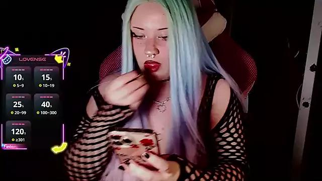 MeowkaUwU_ from StripChat is Freechat