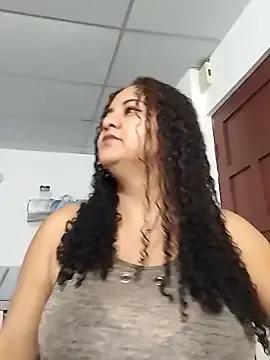 MEYBELLATINA from StripChat is Freechat