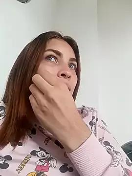 Try girls webcam shows. Sweet cute Free Performers.