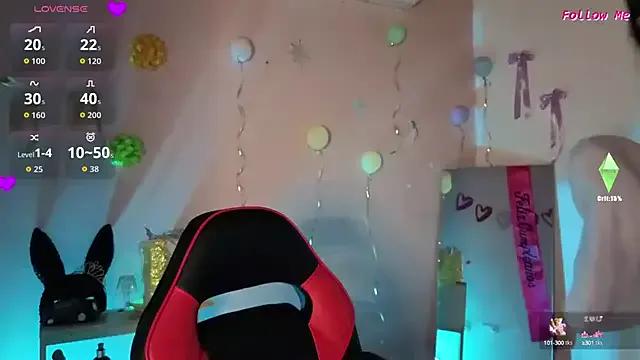 Try girls webcam shows. Sweet cute Free Performers.