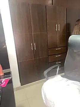 Miaa_velvett from StripChat is Freechat