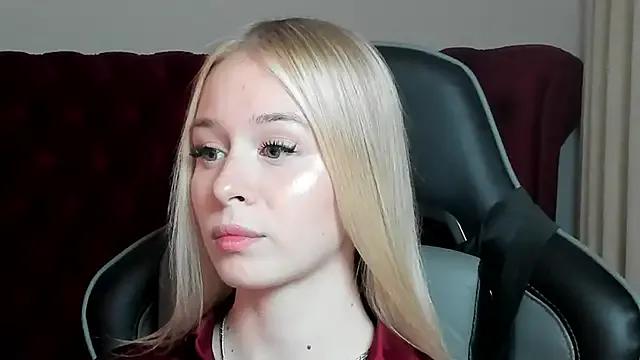 Try girls webcam shows. Sweet cute Free Performers.