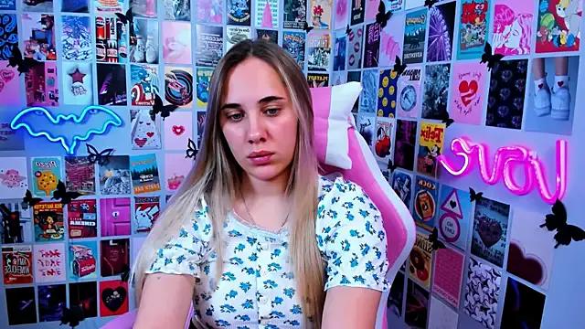 Try girls webcam shows. Sweet cute Free Performers.