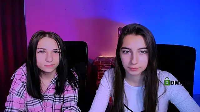 Try girls webcam shows. Sweet cute Free Performers.