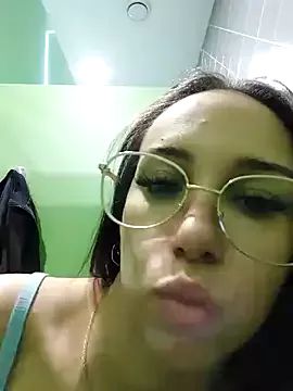 Mila_H0t from StripChat is Freechat