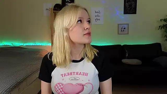 Try girls webcam shows. Sweet cute Free Performers.