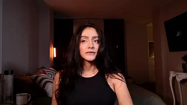 Milana_De from StripChat is Freechat