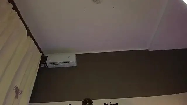 MilanaHotts from StripChat is Freechat