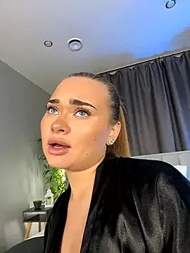 Freechat MilaRaven on StripChat