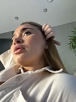 Freechat MilaRaven on StripChat