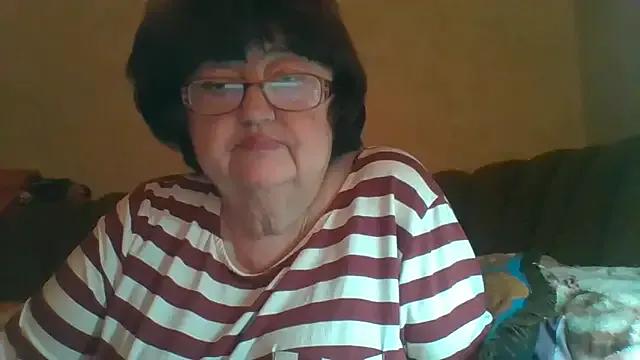 MilaSky5303 from StripChat is Freechat