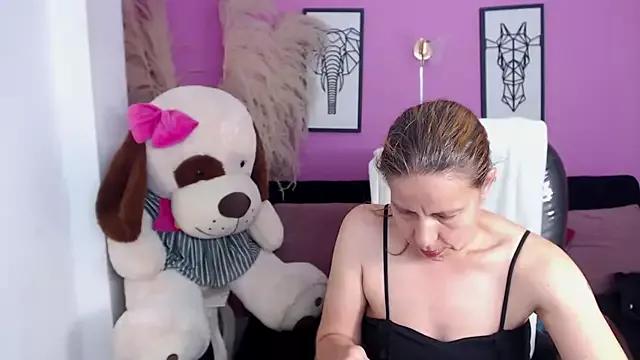 Try girls webcam shows. Sweet cute Free Performers.