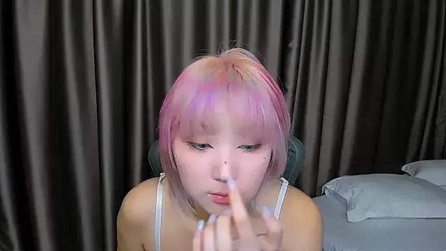 Try girls webcam shows. Sweet cute Free Performers.