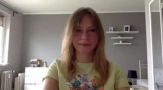 MillieShow from StripChat