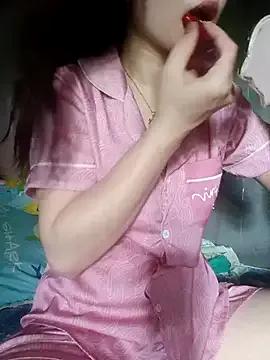 Try girls webcam shows. Sweet cute Free Performers.