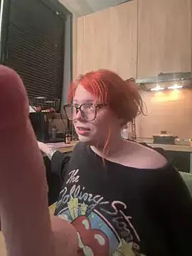 Miss_Renn from StripChat