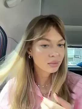 miss_veroNika from StripChat is Freechat